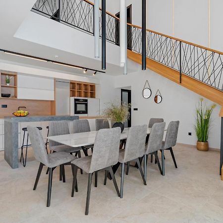 Beautiful Home In Omis With Kitchen Omiš Exterior foto