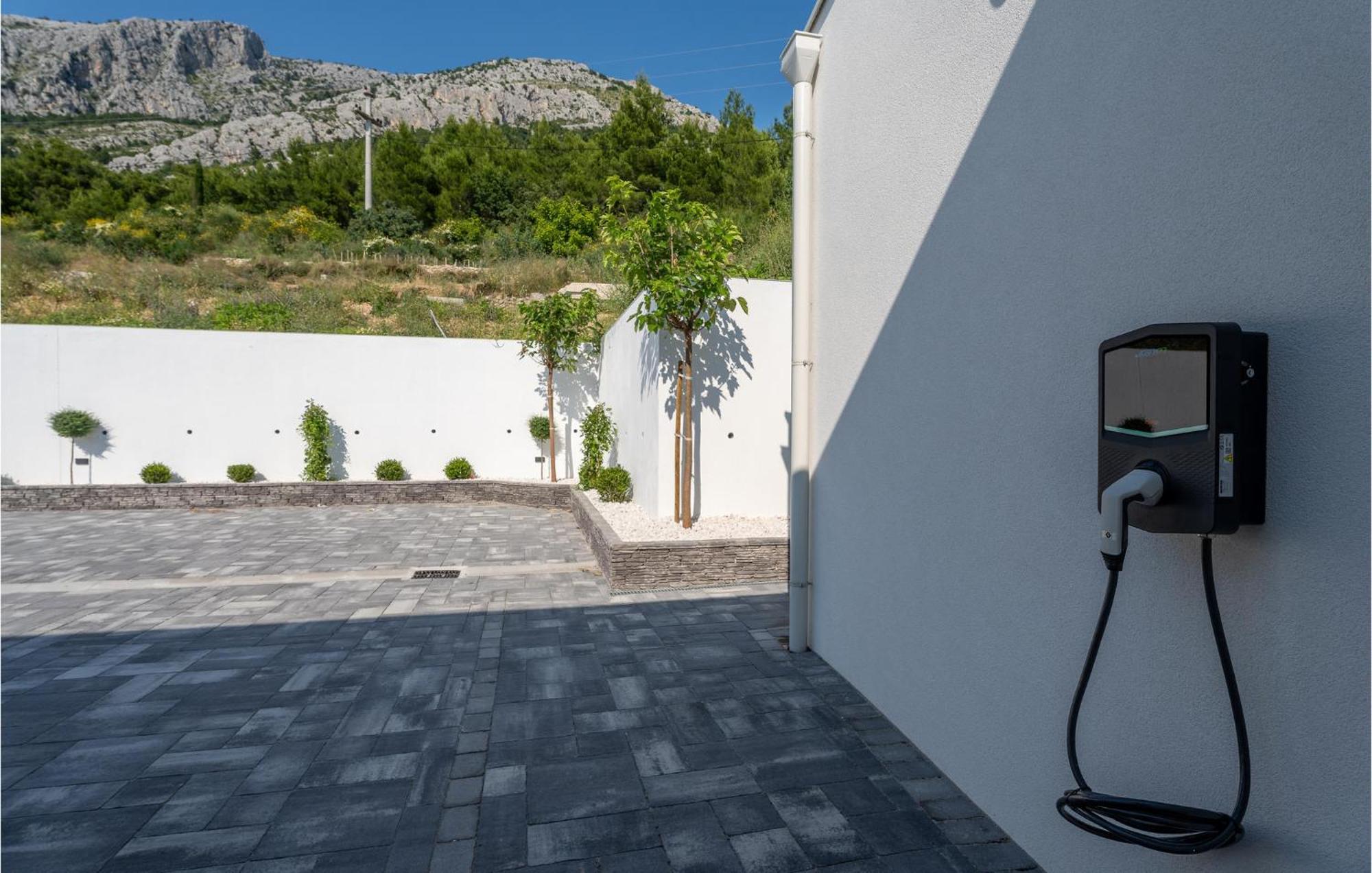 Beautiful Home In Omis With Kitchen Omiš Exterior foto